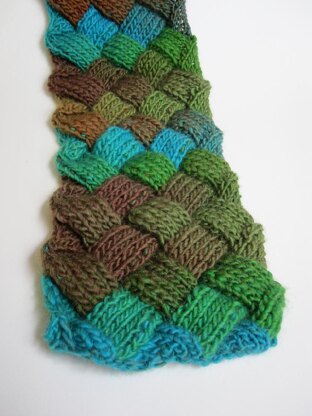 Evan Entrelac Scarf