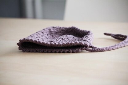 Béguin de Printemps Knitting pattern by Julie Partie | LoveCrafts