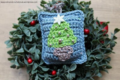 Mini Tapestry Christmas Tree Decorations