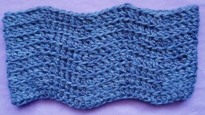 Undulating Cowl