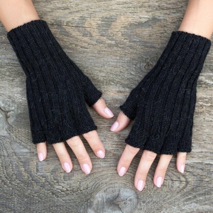 Knit half finger gloves Machine Knitting Pattern