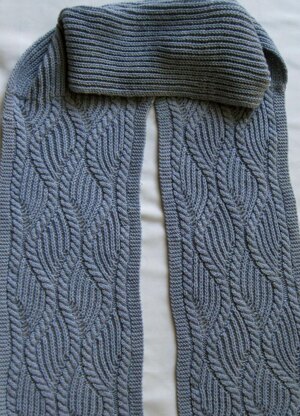 Brioche and Traveling Cable Turtleneck Scarf