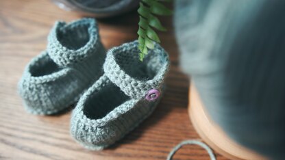 Summer Baby Booties