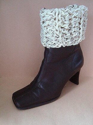 658 CROCHET Boot cuffs, tall or rolled down