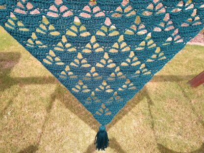 Never-ending Diamond Shawl