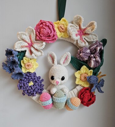 Easter Wreath, Bunny and Flowers