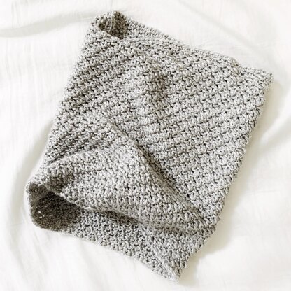 Smooth & Easy Cowl Scarf - The EMVADE