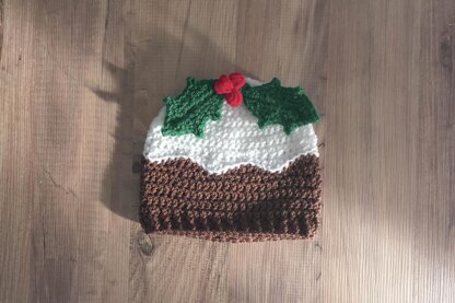 Christmas Pudding & Holly Hat