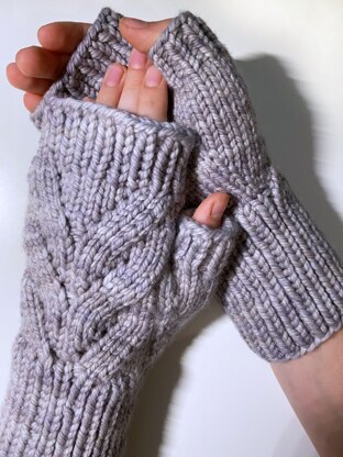 Fingerless Gloves