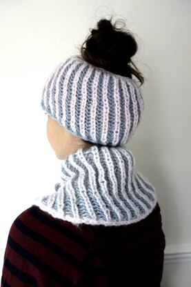 Messy Bun Brioche Hat&Cowl Set