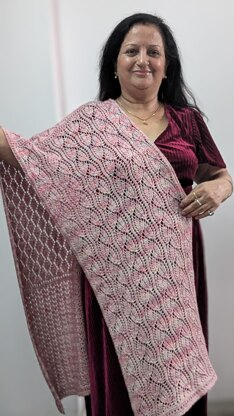 Bell Flower Bouquet Stole