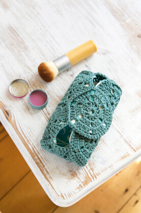 Twenty To Make Crocheted Purses by Anna Nikipirowicz