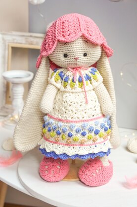 Crochet Doll Clothes Pattern - Outfit SUNFLOWER for large toys