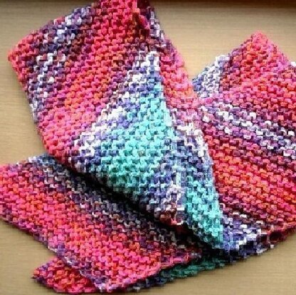 Streamers Scarf