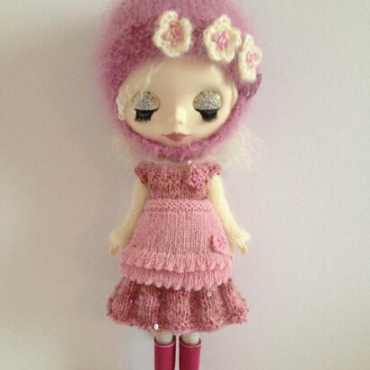 Frilly Pinny for Blythe doll