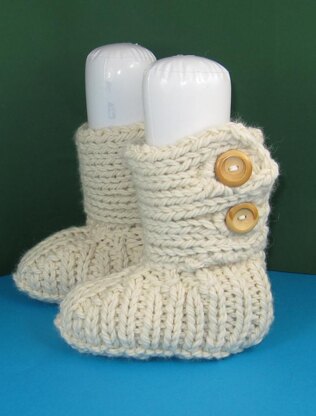 Super Chunky Two Button All Rib TV Slipper Boots