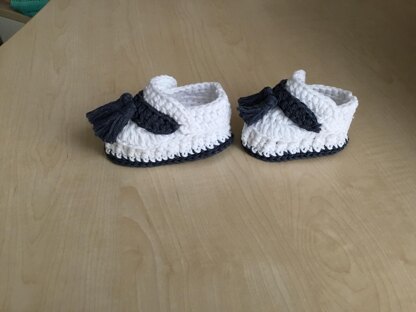 Baby Bootie & Hat Set N 262