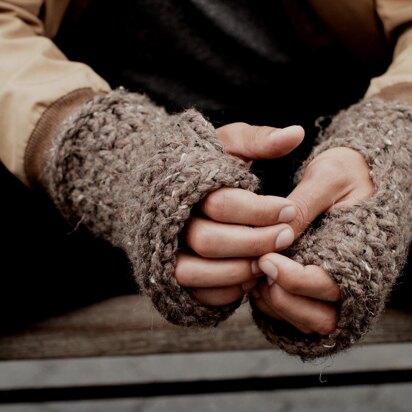 Harbourside Fingerless Gloves