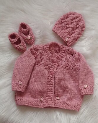 "Phoebe" DK Knitting Pattern