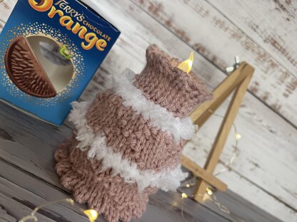 Light-up Birthday Cake Chocolate Orange Cover Knitting Pattern