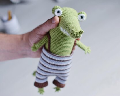 Crocodile and Frog Amigurumi - 2 in 1 Crochet Pattern