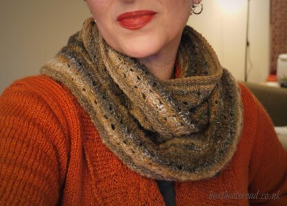 Kuri, Reversible Cowl