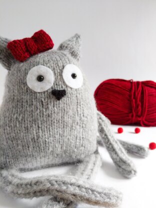 Alexis the Cat - Toy Knitting Pattern