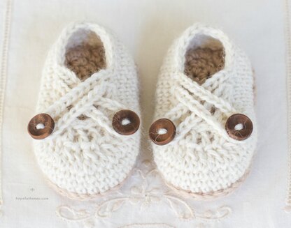 Swiss Coffee Baby Booties