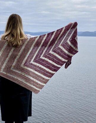 Eivor shawl