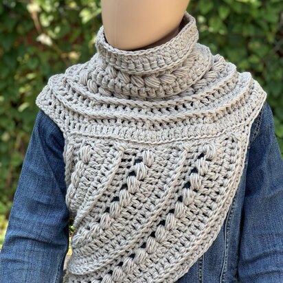 Cousin's Crossbody Cowl