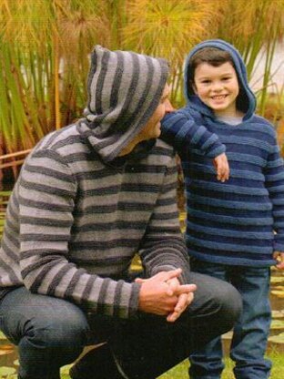 Family Favourites Book by Patons - 3827