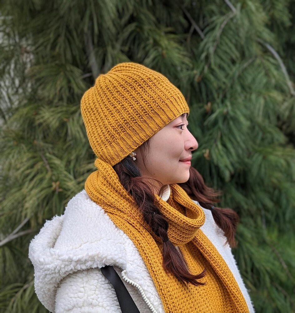 Clayton Hat and Scarf Set Knitting pattern by Gretchen Mac  display picture 3