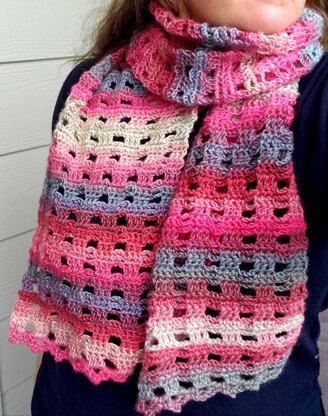 Soft Trellis Scarf