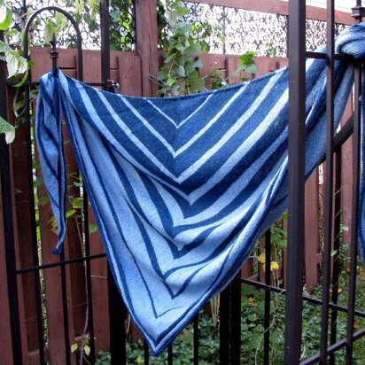 Large Gradient with Welted Border - knitting pattern