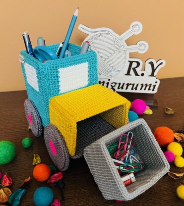 Amigurumi Happiness Truck