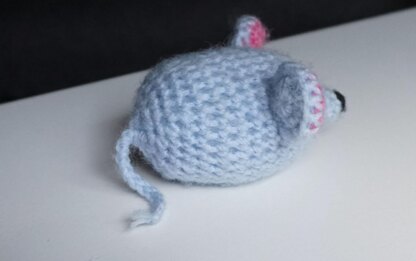 Häkelanleitung Amigurumi "Kleine Maus"! Optional auch als Schlüsselanhänger oder Katzenspielzeug ♥