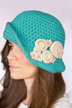 Charlston Beret Crochet Pattern - chic, yet pretty. A light hat.