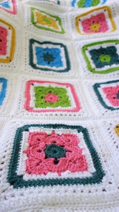 Flower Granny Square Throw Blanket