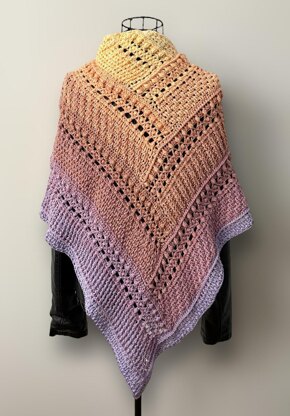 Triangular Scarf "Valeria"