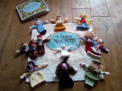 Finger puppets for Each, Peach, Pear, Plum