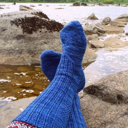 Rúnsearc Socks - knitting pattern