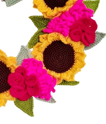 Crochet Spring Wreath Pattern - Sunflowers