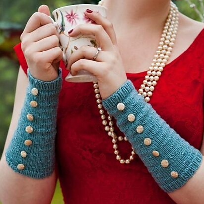 Fleur Arm Warmers - knitting pattern