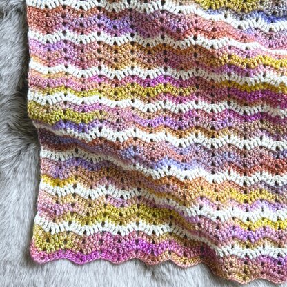 Simple Ripple Baby Blanket