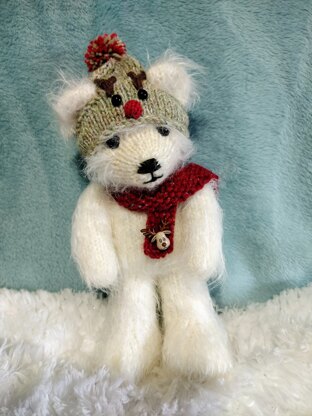 Polar Bear in a reindeer hat
