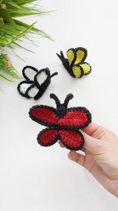 Butterfly crochet amigurumi pattern, easy crochet keychain pattern