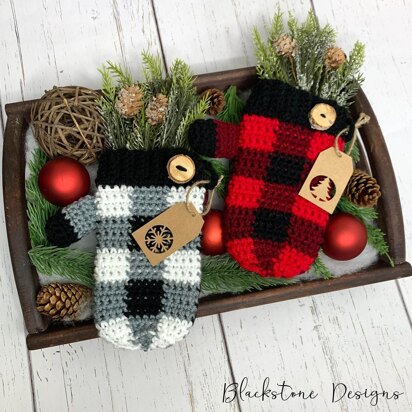 Buffalo Plaid Gift Mitten