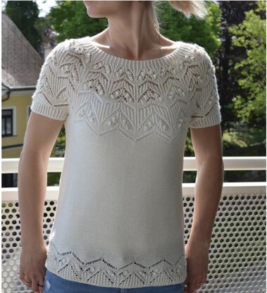 Delicate Delightful Evening Top in 3ply