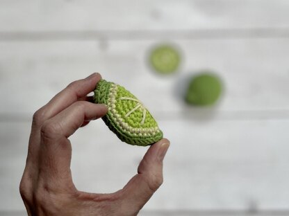 Lime 3 Ways: Whole, Wedge & Slice