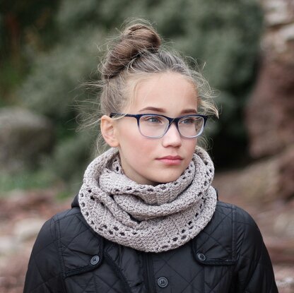 Latte infinity scarf